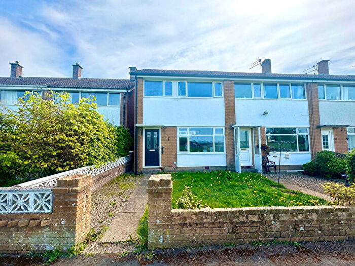 3 Bedroom End Of Terrace House For Sale In Hodder Drive, Lytham St. Annes, FY8