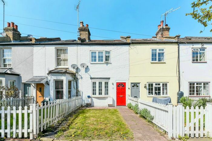 3 Bedroom Terraced House To Rent In St Georges Road, Richmond, TW9