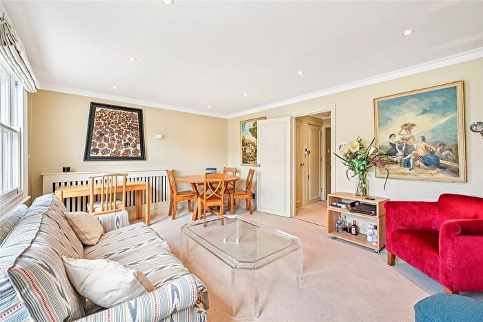 2 Bedroom Flat To Rent In Ebury Street, Belgravia, SW1W