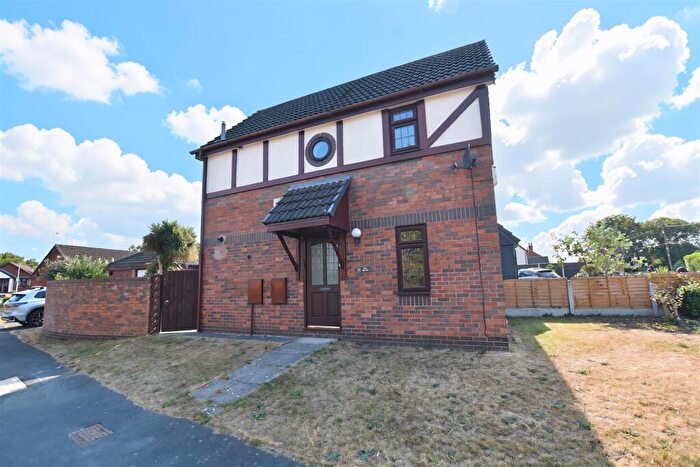 3 Bedroom Semi-Detached House For Sale In Briarswood, New Rhosrobin, Rhosrobin, Wrexham, LL11