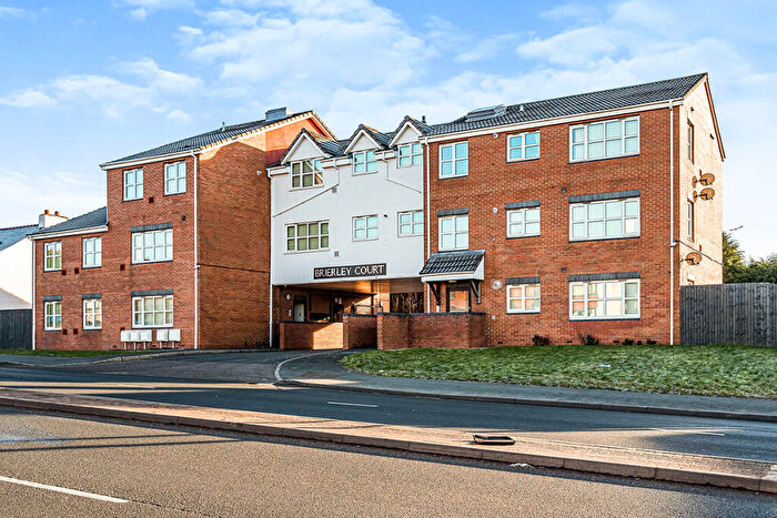 2 Bedroom Flat To Rent In Thorns Road, Brierley Hill, West Midlands, DY5