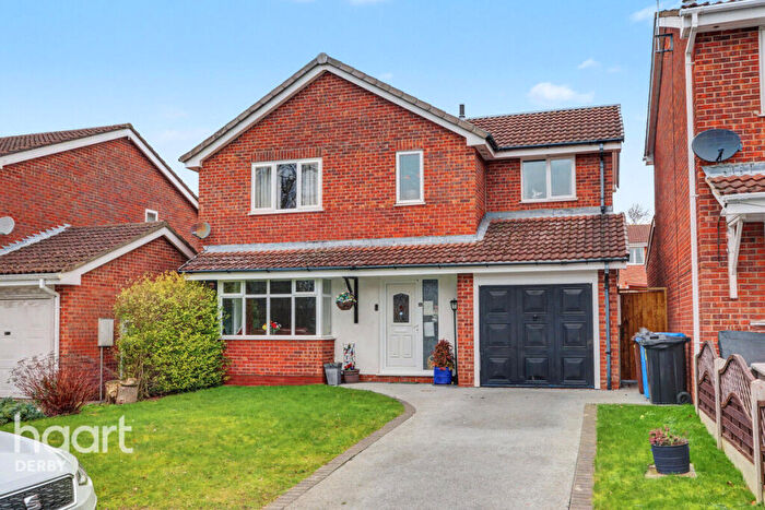 4 Bedroom Detached House For Sale In Glamis Close, Oakwood, DE21