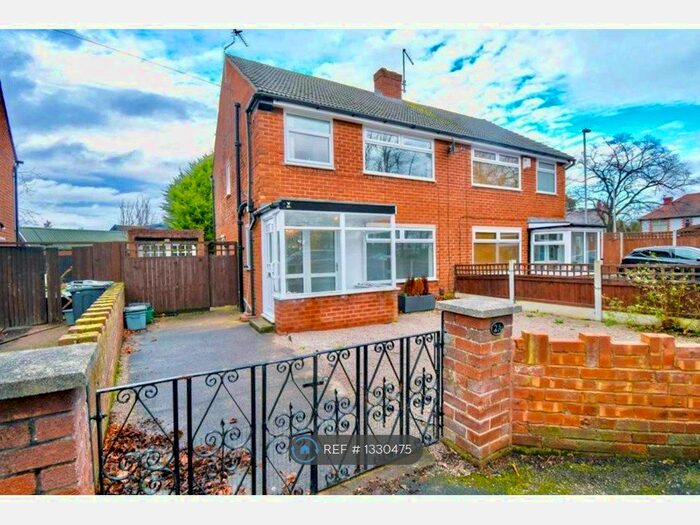 3 Bedroom Semi-Detached House To Rent In Parkfield Drive, Whitby, Ellesmere Port, CH65