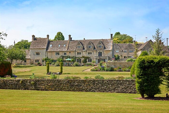 6 Bedroom Country House For Sale In Quenington, Gloucestershire, GL7