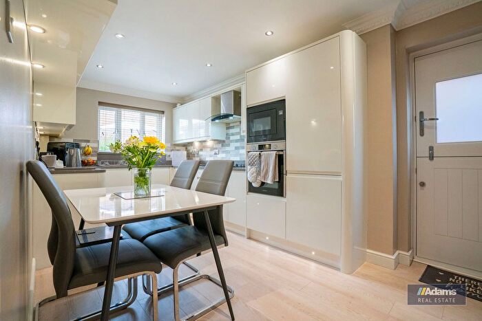 4 Bedroom Detached House For Sale In Heathfield Park, Widnes, WA8