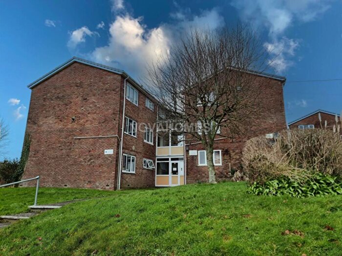 3 Bedroom Maisonette For Sale In Linton Road, Tamerton Foliot, PL5