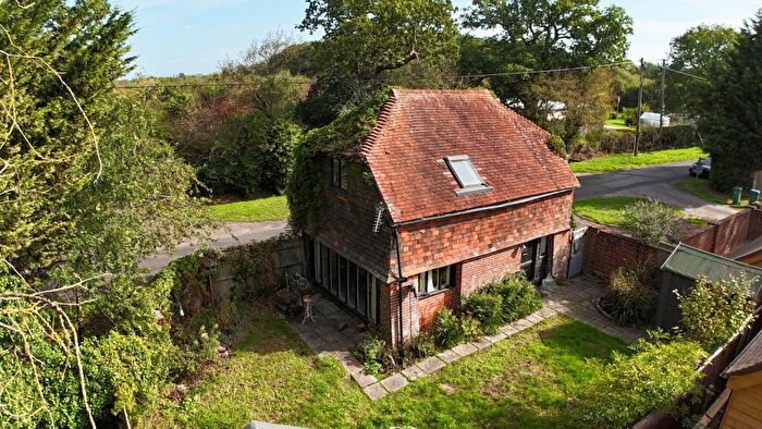 1 Bedroom Barn Conversion For Sale In Okehurst Lane, Billingshurst, RH14