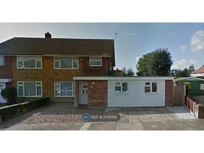 6 Bedroom Semi Detached House To Rent In Arnstones Close, Colchester, CO4