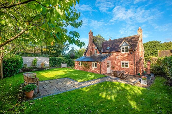 3 Bedroom Detached House For Sale In Church Lane, Barford, Warwick, Warwickshire, CV35