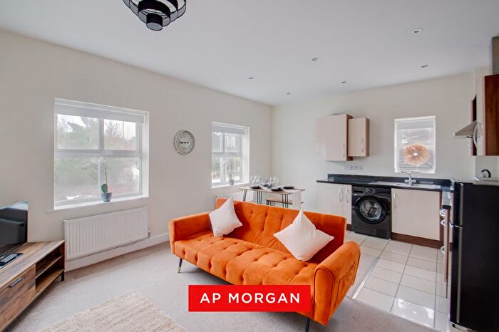 1 Bedroom Flat For Sale In High Street, Wordsley, Dudley, DY8