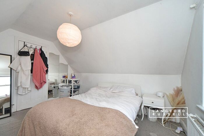 3 Bedroom Maisonette To Rent In Birkbeck Road, Sidcup, DA14
