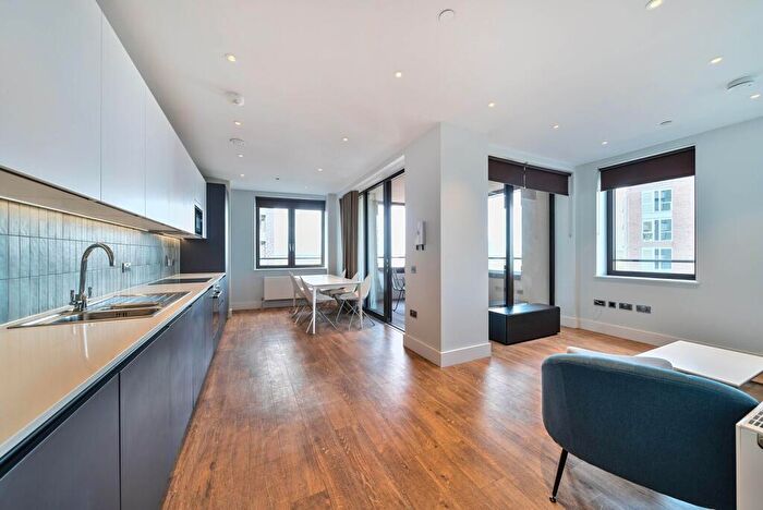 3 Bedroom Flat To Rent In Uncle Wembley, Wembley, HA9