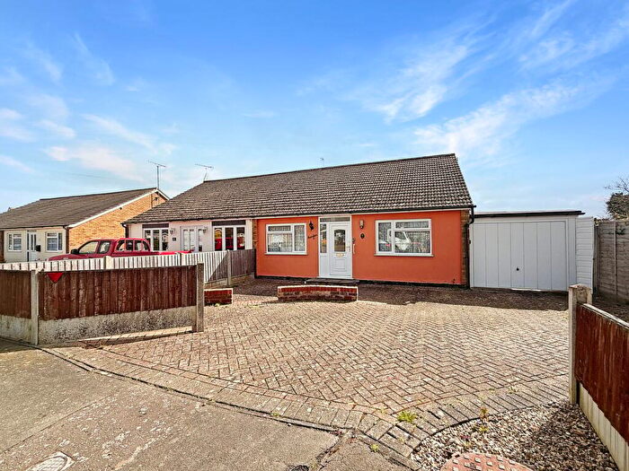 3 Bedroom Semi-Detached Bungalow For Sale In Ash Road, Alresford, Colchester, CO7