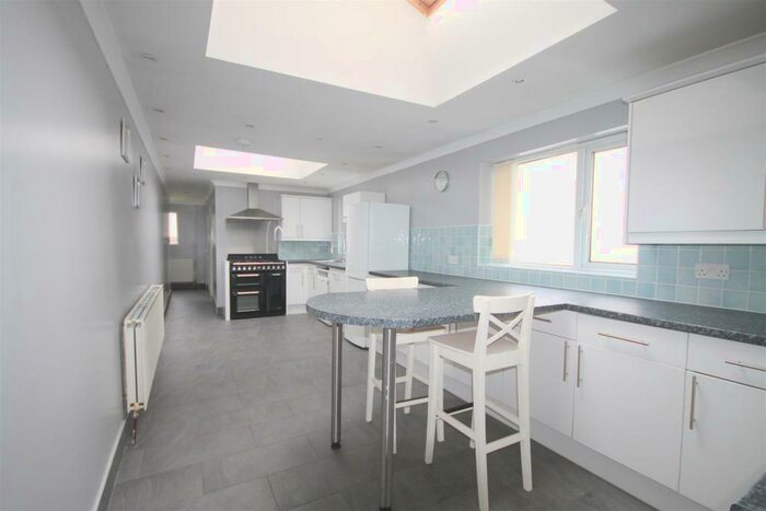 5 Bedroom Town House To Rent In Broad Street Staple Hill Bristol, BS16