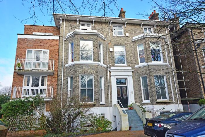 1 Bedroom Apartment To Rent In St Johns Park, Blackheath, London, SE3