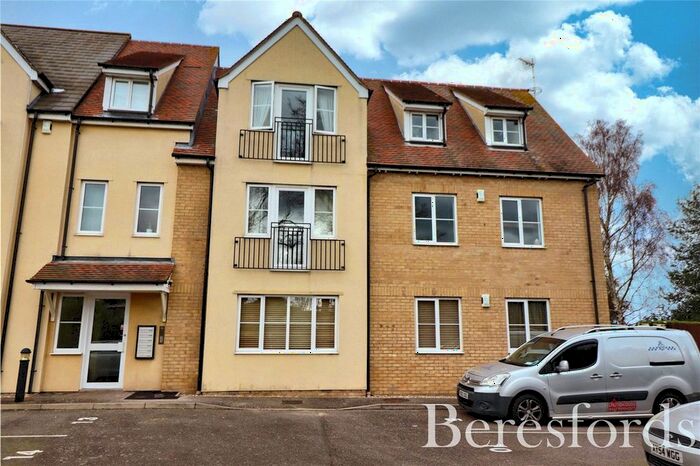 1 Bedroom Flat To Rent In Vicarage Court, Chapel Street, CM12