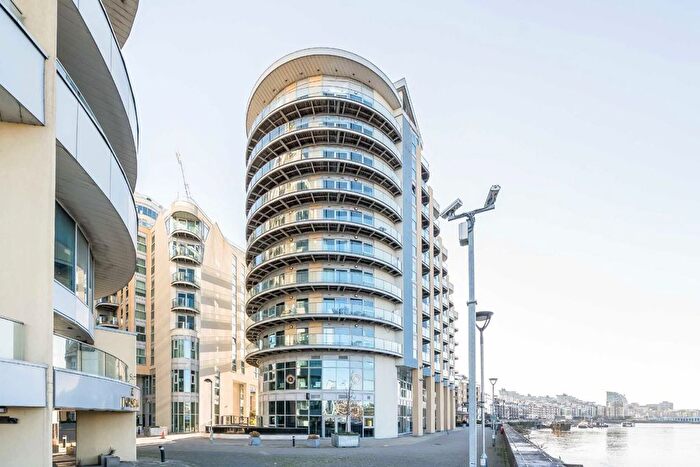 2 Bedroom Flat For Sale In Bridges Court Road, Battersea, SW11