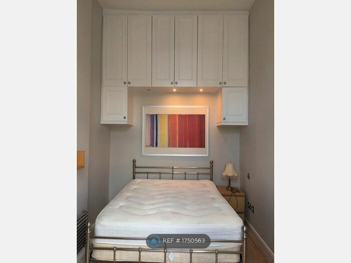 1 Bedroom Flat To Rent In Claverton Street, London, SW1V
