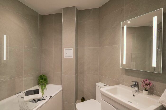 1 Bedroom Apartment To Rent In Marlowes, Hemel Hempstead, HP1