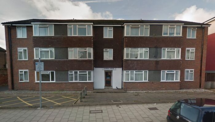 2 Bedroom Flat To Rent In Surbiton Road, Kingston Upon Thames, KT1