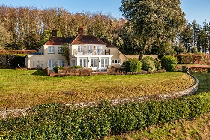 5 Bedroom Detached House To Rent In Goodwood, Chichester, PO18