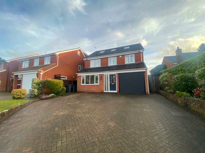 5 Bedroom House To Rent In Wyvern Road, Sutton Coldfield., B74