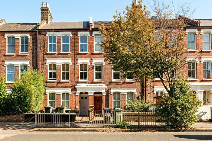 1 Bedroom Flat For Sale In Coldharbour Lane, London, SE5