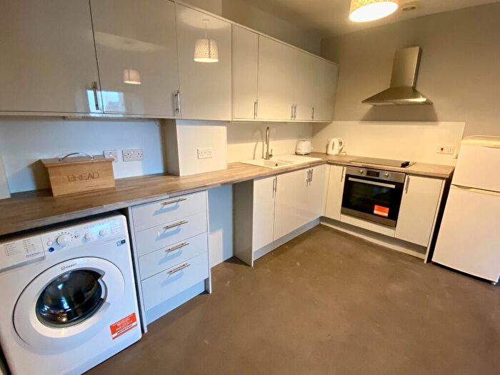 1 Bedroom Flat To Rent In Home Street, Tollcross, Edinburgh, EH3