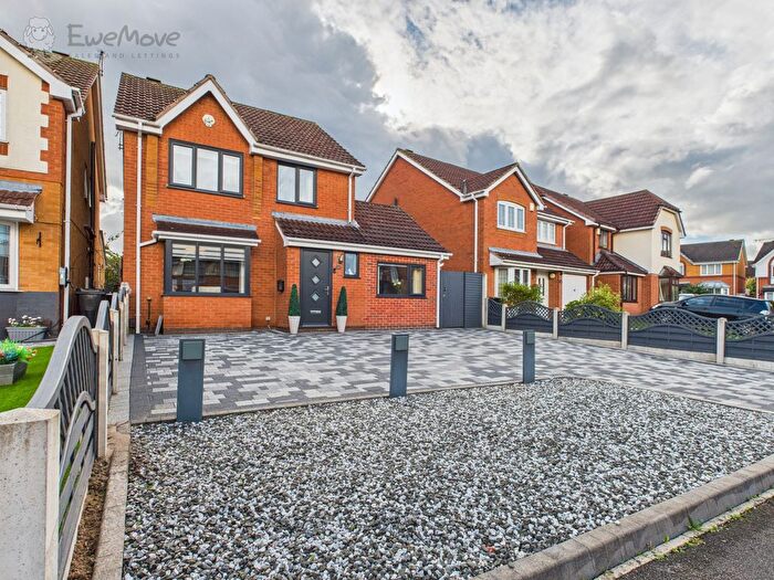 4 Bedroom Detached House For Sale In Hatton Gardens, Nuthall, Nottingham, Nottinghamshire, NG16