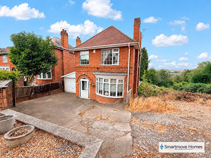 3 Bedroom Detached House For Sale In Hands Road, Heanor, DE75