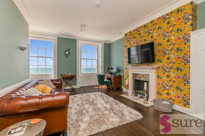 3 Bedroom Flat To Rent In Marine Parade, Brighton, BN2