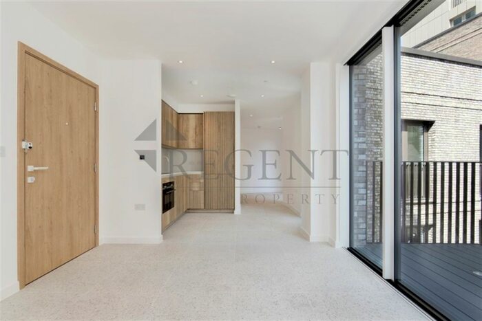 Studio To Rent In Georgette Apartments, Cendal Crescent, E1