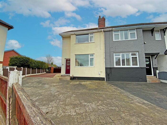 3 Bedroom Property To Rent In Claremont Avenue, Widnes, WA8