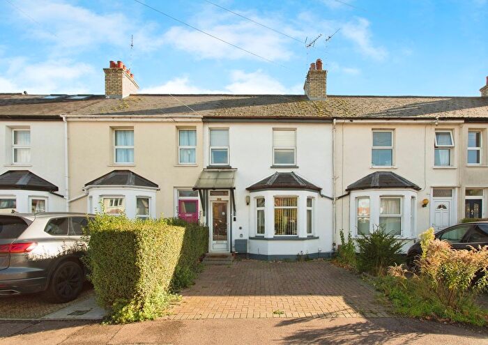 3 Bedroom Terraced House For Sale In Coleridge Road, Cambridge, CB1