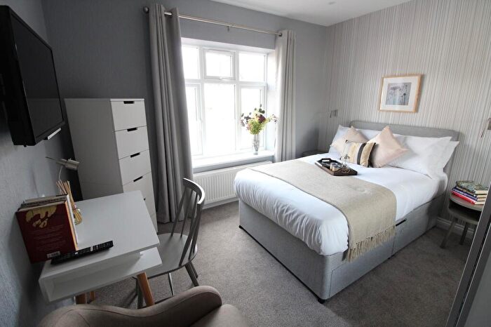 Studio To Rent In Room, A Beechwood Road, Luton, Bedfordshire, LU4