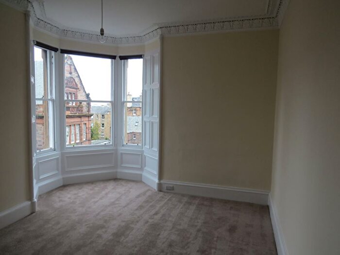 2 Bedroom Flat To Rent In Bruntsfield Avenue, Edinburgh, EH10