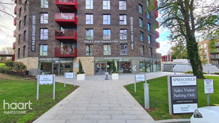 1 Bedroom Apartment To Rent In Waterhouse Avenue, Maidstone, ME14