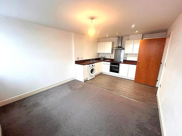 1 Bedroom Apartment To Rent In Benbow Street, Sale, M33