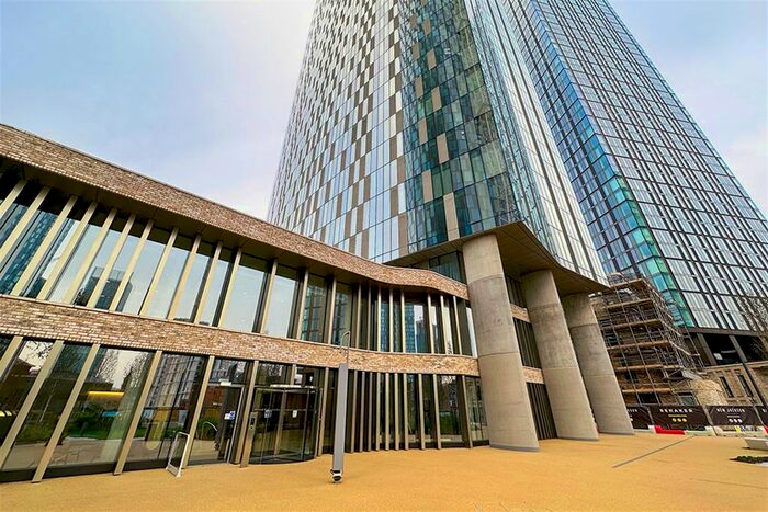 2 Bedroom Flat To Rent In The Blade, Silvercroft Street, Manchester, M15