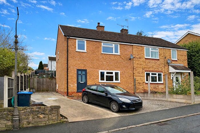 1 Bedroom Semi Detached House For Sale In Overdale, Matlock, DE4