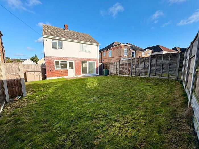 3 Bedroom Detached House For Sale In Victoria Crescent, Parkstone, Poole, BH12