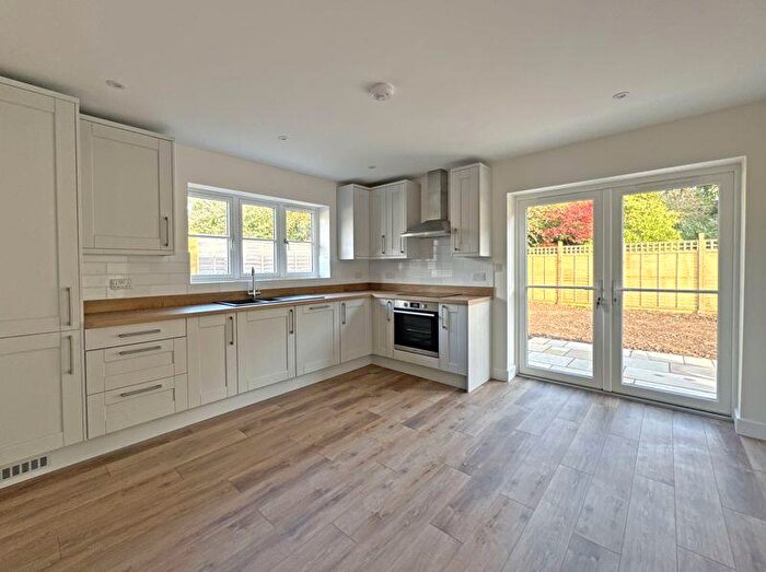 3 Bedroom Detached Bungalow For Sale In Malden Road, Sidmouth, EX10