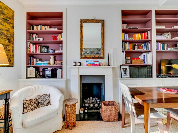 2 Bedroom Flat To Rent In Elm Park Road, London, SW3