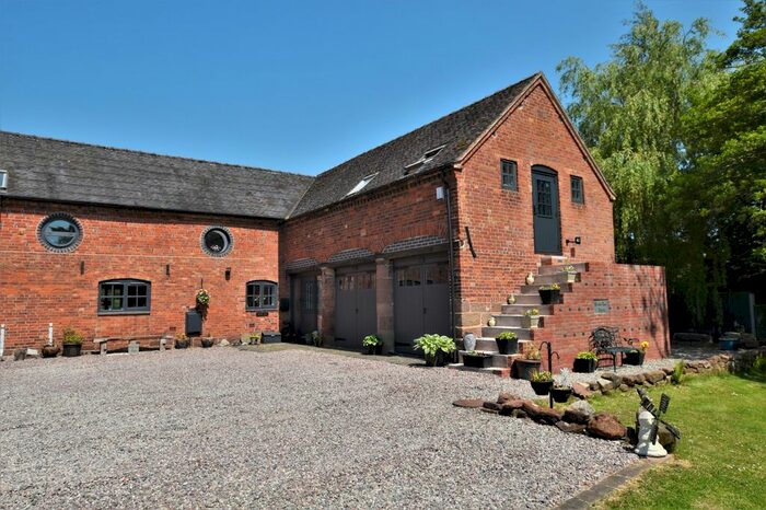 4 Bedroom Barn Conversion For Sale In Church Street, Hinstock, Market Drayton, TF9