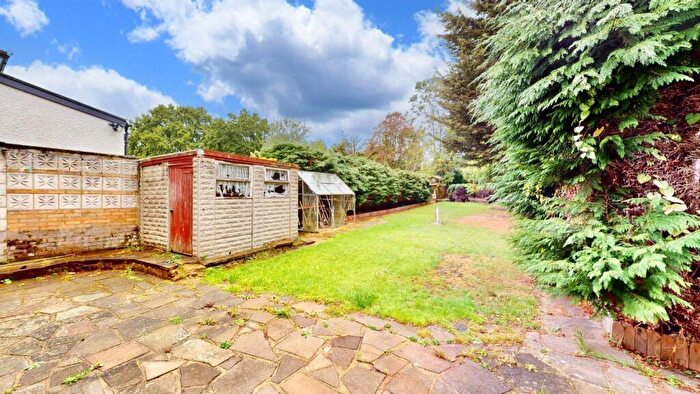 3 Bedroom Semi Detached House To Rent In Greystone Gardens, Harrow, HA3