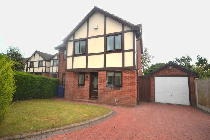 3 Bedroom Detached House To Rent In Thornham Close, Clayton, Newcastle-Under-Lyme, ST5