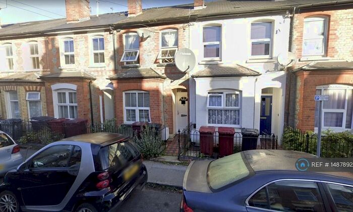 3 Bedroom Terraced House To Rent In Essex Street, Reading, RG2