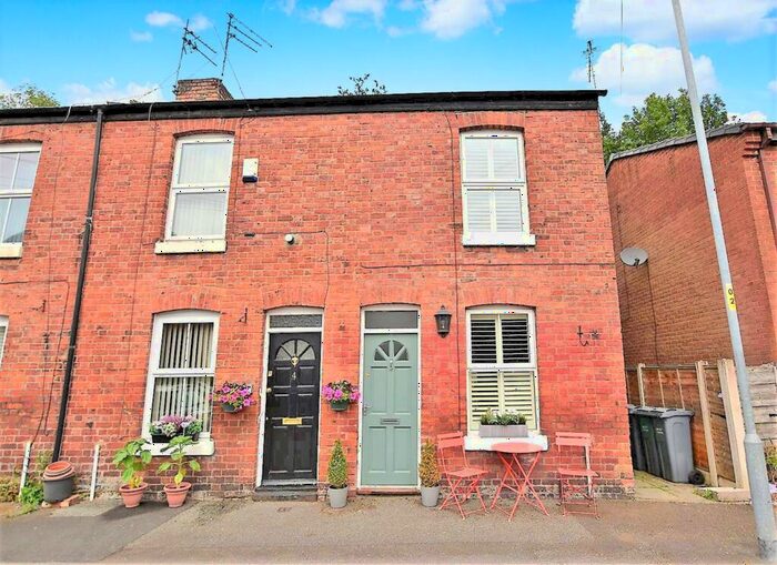 2 Bedroom Terraced House To Rent In Orchard Grove, Manchester, M20
