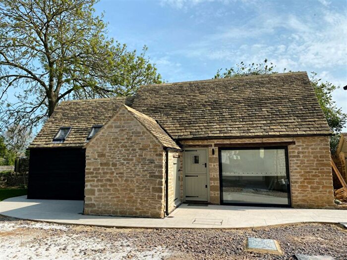 1 Bedroom Barn Conversion To Rent In London Lane, Ascott Under Wychwood, OX7