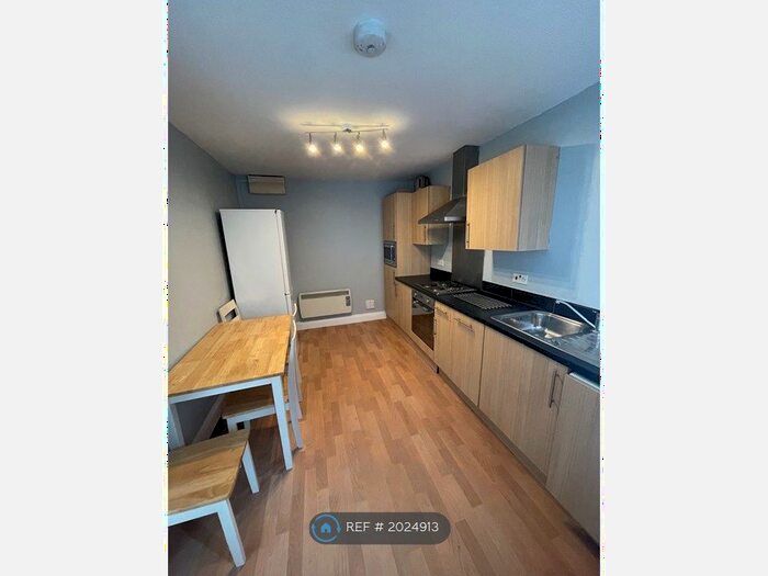 2 Bedroom Flat To Rent In Dodsworth Court, York, YO31
